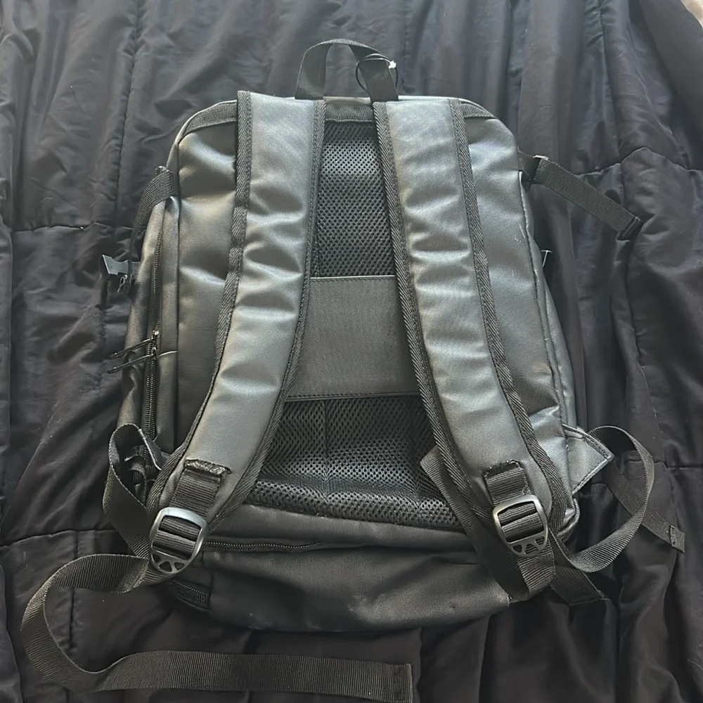 Black Traveller’s Choice Backpack